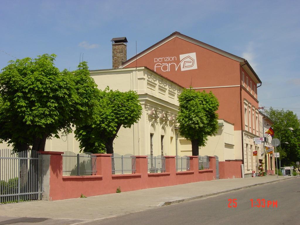 Penzion Fan Karlovy Vary Exterior photo
